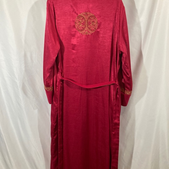 Morgan Taylor Elegant Robe - Picture 4 of 4